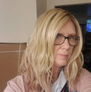 Meet your Posher, Delinda